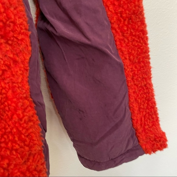 We the free Rivington Sherpa jacket red deep pile fleece and purple accents sz.M - Picture 4 of 5